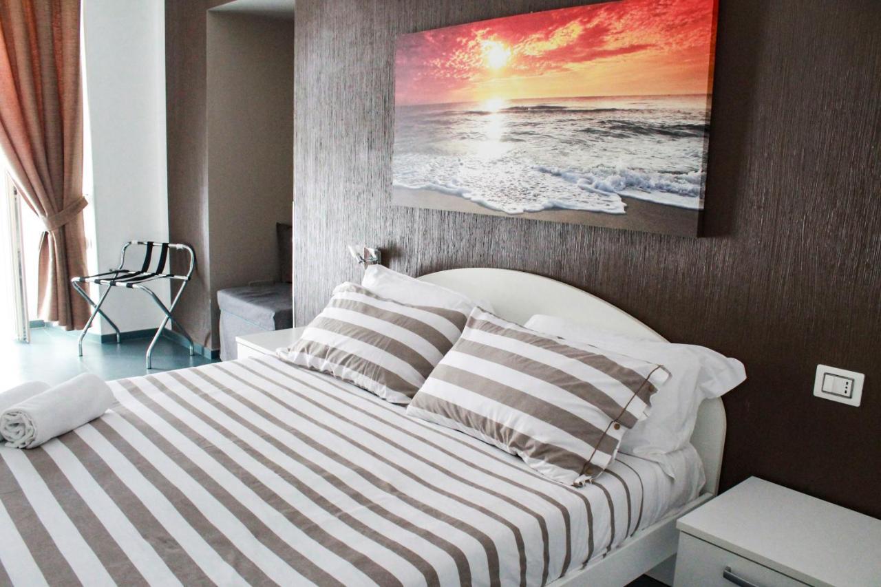 Mascalzone Latino Luxury Rooms Naples Luaran gambar