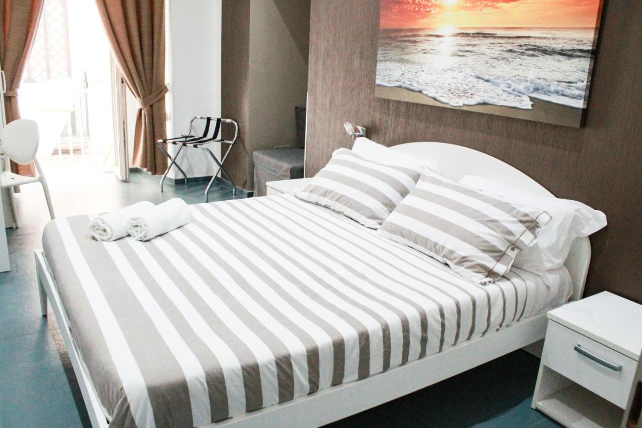 Mascalzone Latino Luxury Rooms Naples Luaran gambar